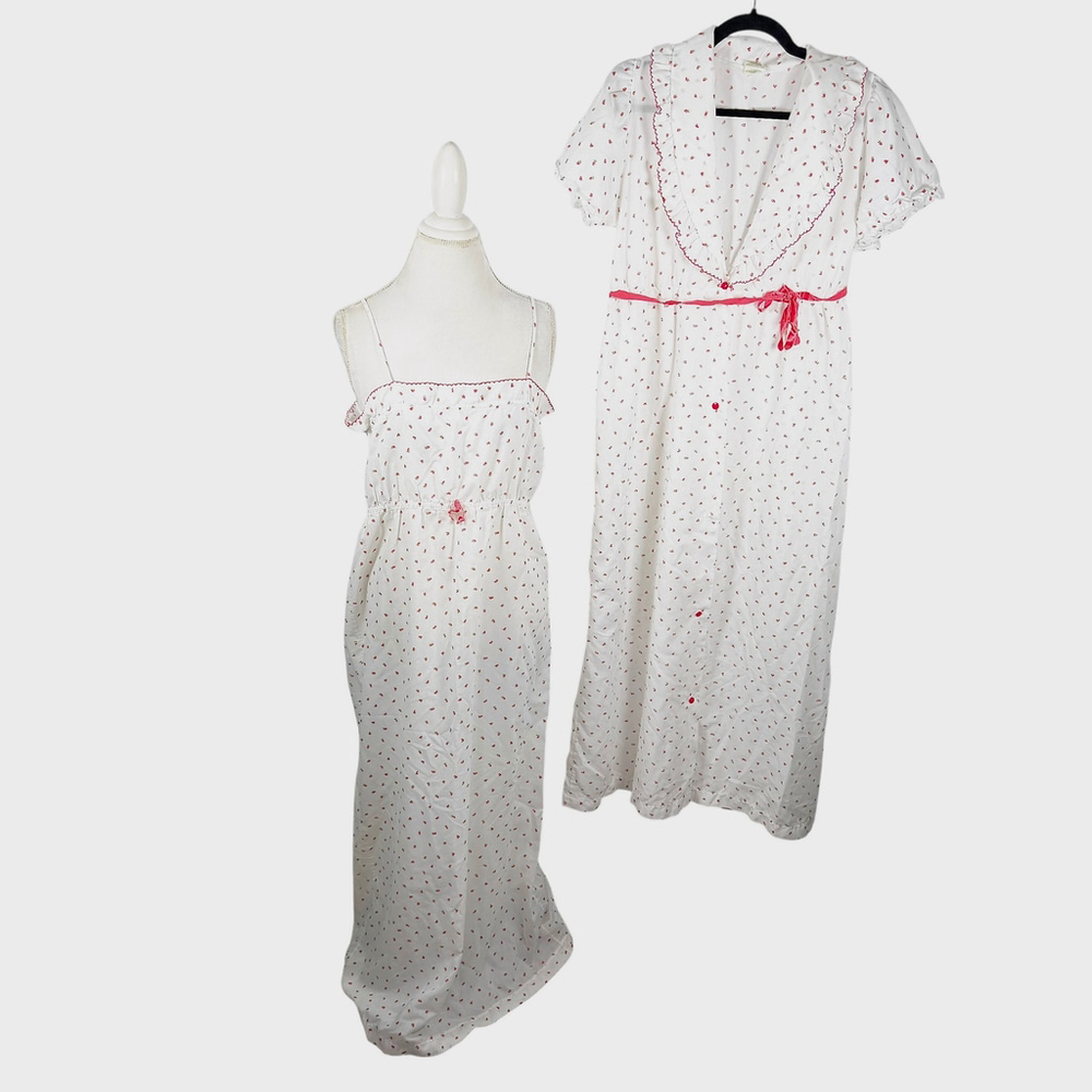 Vintage Strawberry Print Nightgown Robe Set Peignoir Pink White Cottage Size S - Picture 12 of 14